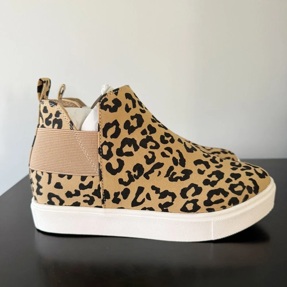 Soda Diana-G Leopard Print Hidden Wedge Sneakers Tan sz 6.5 NEW NIB Streetwear